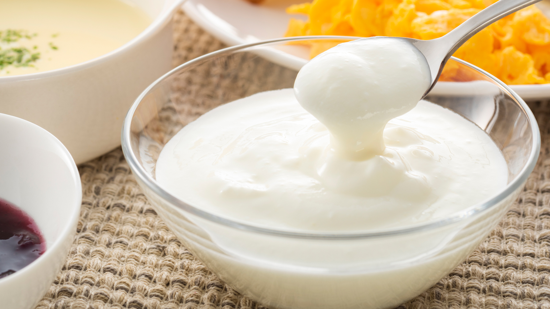 【管理栄養士監修】40代からの腸活！おすすめ高機能ヨーグルト